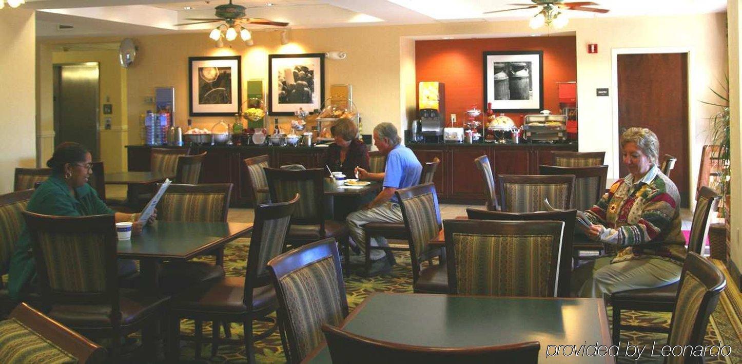 Hampton Inn Amelia Island Фернандина Бич Ресторан фото